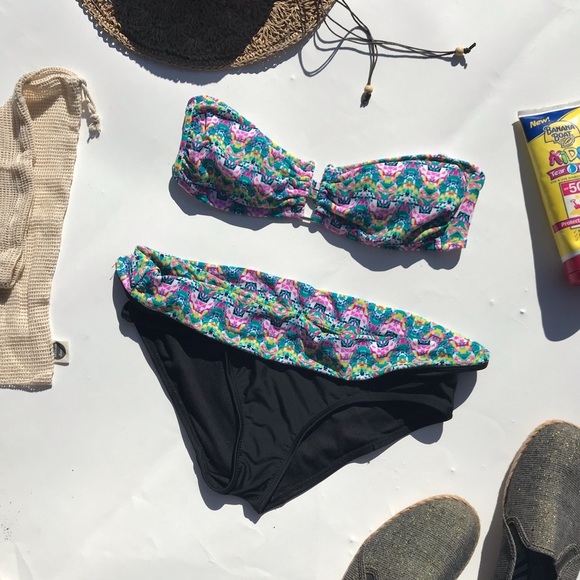 Catalina Bikini Swimsuit Abstract Print Medium - Picture 2 of 10